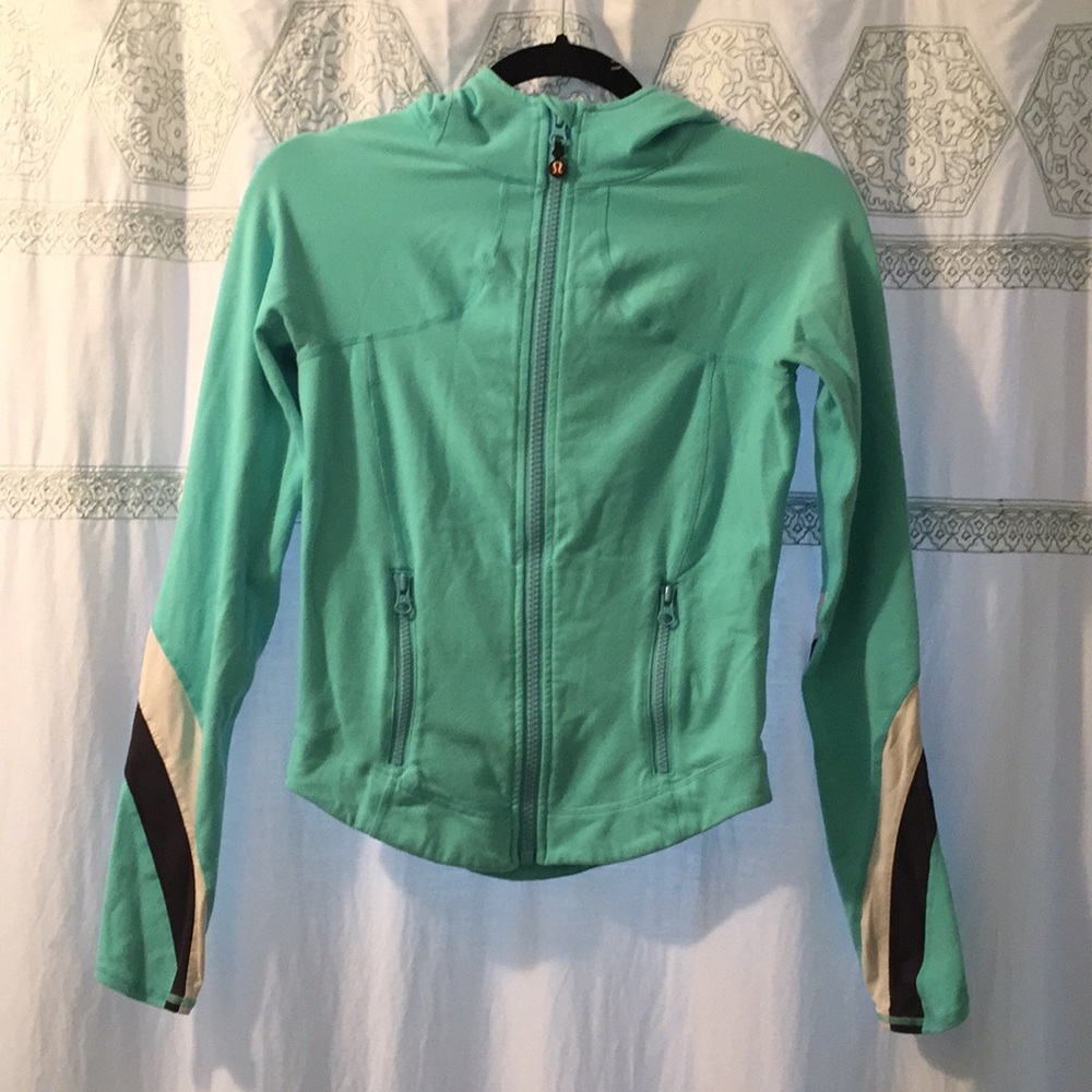 Lululemon athletica jacket size 4